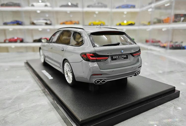 1:/18  GT Spirit  BMW Alpina B5 Touring G31 resin car model