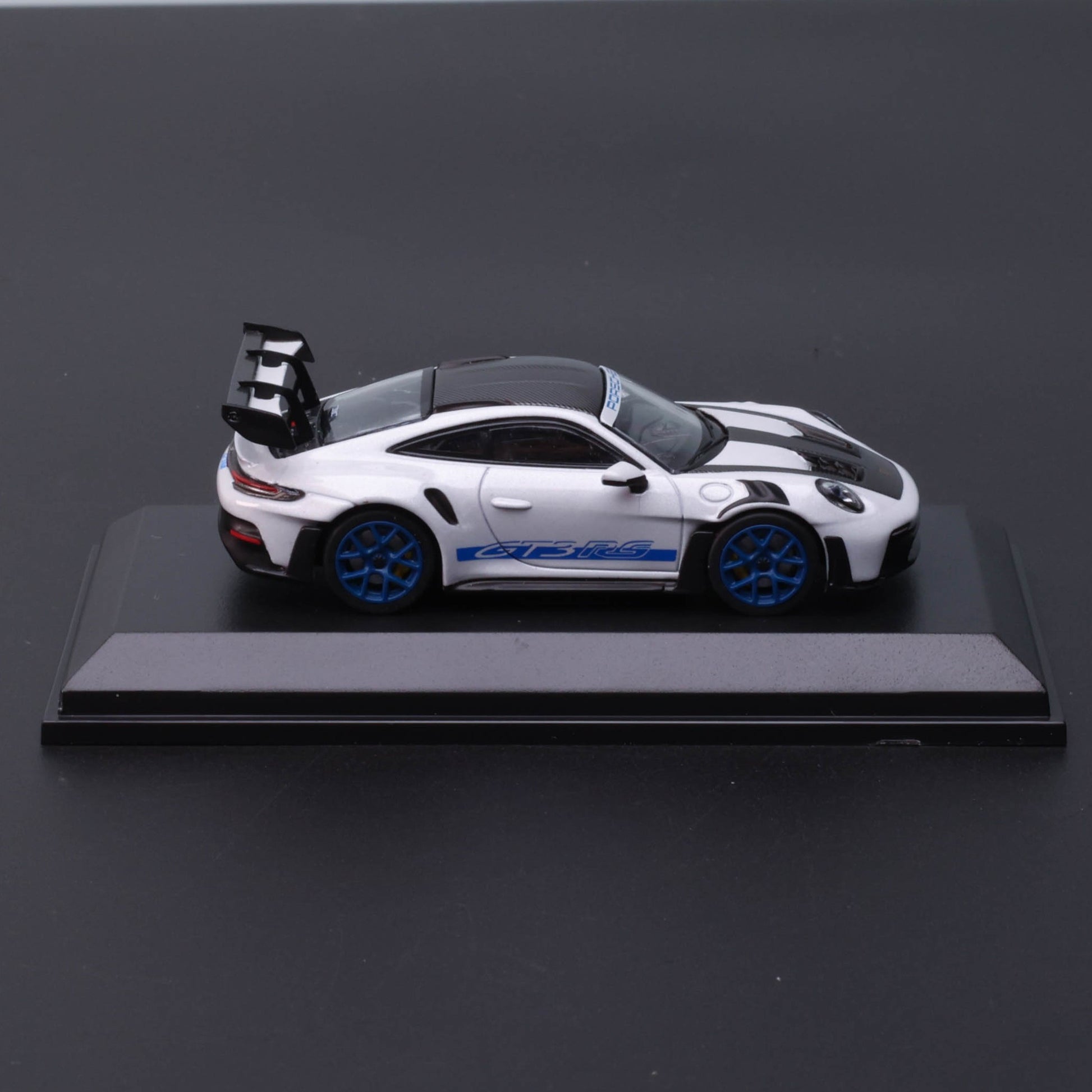 MINICHAMPS 1:64 Porsche 911 (992) GT3 RS – Die-Cast Miniature Model