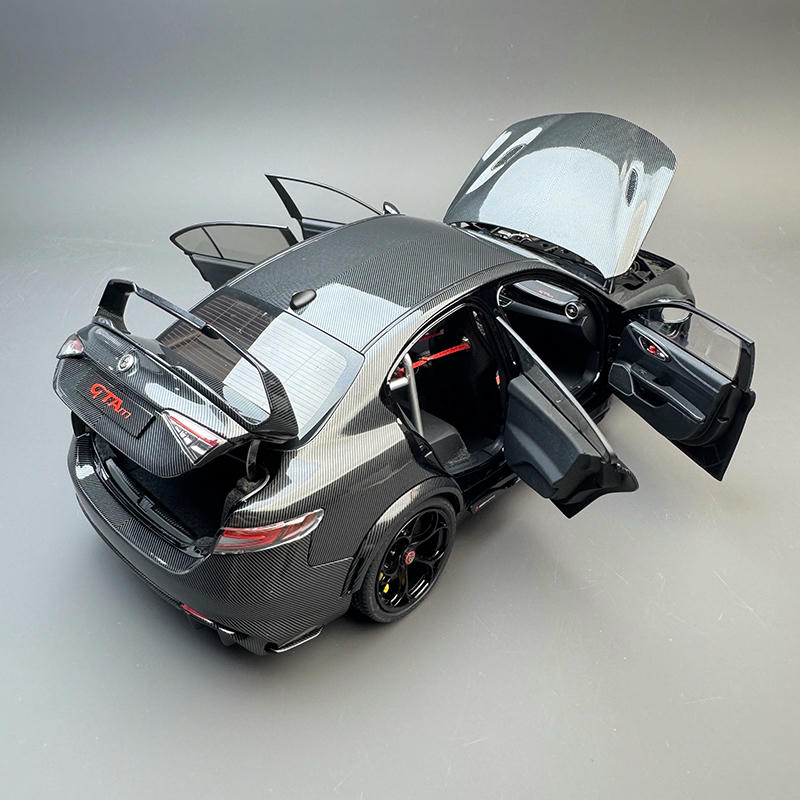 MotorHelix 1:18 Alfa Romeo Giulia GTAm Alloy Diecast Model