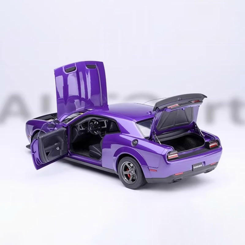 AUTOart 1:18 Dodge Challenger SRT 2023 Alloy Diecast Model