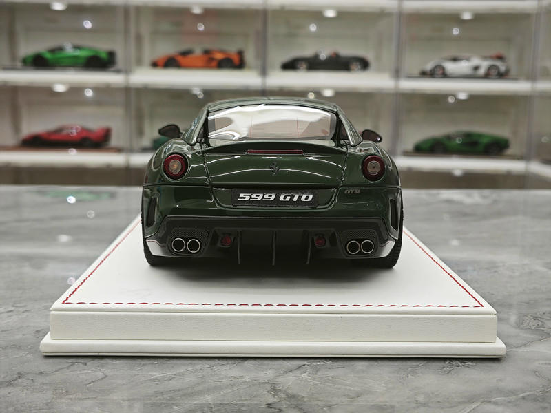 Dino Model 1:18 Ferrari 599 GTO Resin Model