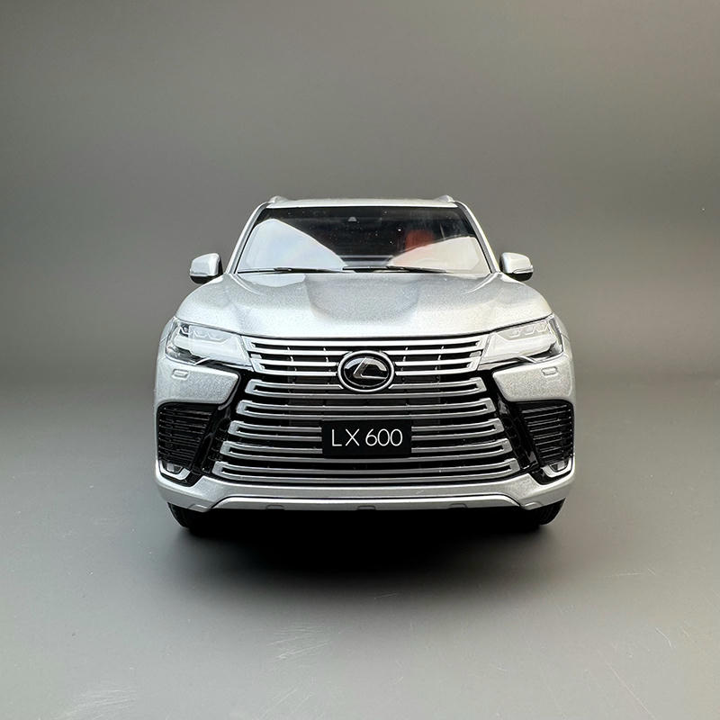 LCD Model 1:18 Lexus LX600 Diecast Car