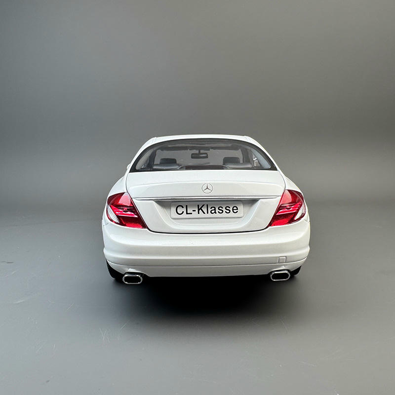 Autoart 1:18 Mercedes-Benz CL-Klasse Diecast Car