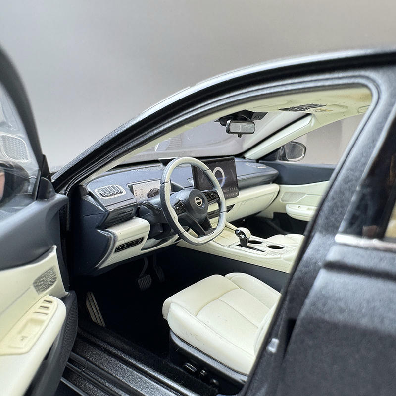 Nissan Altima 2026 1:18 Alloy Diecast Model