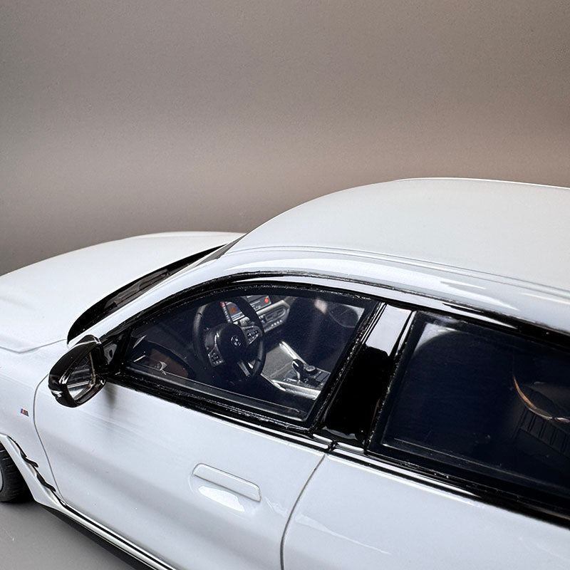 OTTO 1:18 BMW M440i xDrive Gran Coupe “Brooklyn” Resin Model Car