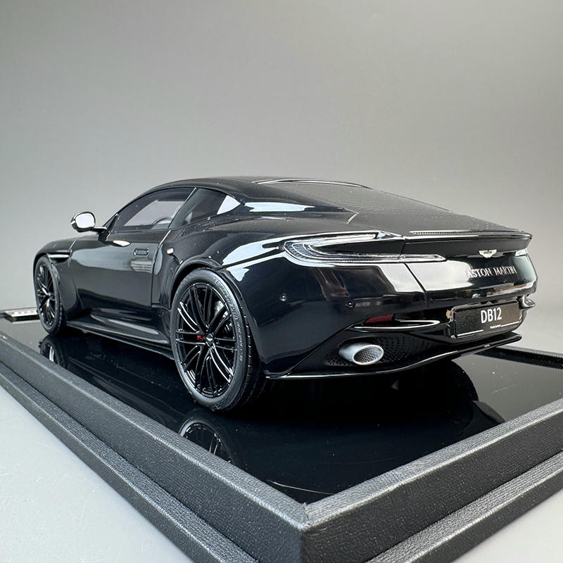 MotorHelix 1:18 Aston Martin DB12 Coupe Resin Model Car