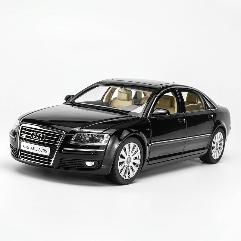 MOTORHELIX Audi A8 L (D3) 1:18 Diecast Model Car