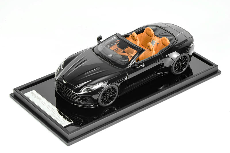 MotorHelix Aston Martin DB12 Coupe 1:18 Resin Model Car