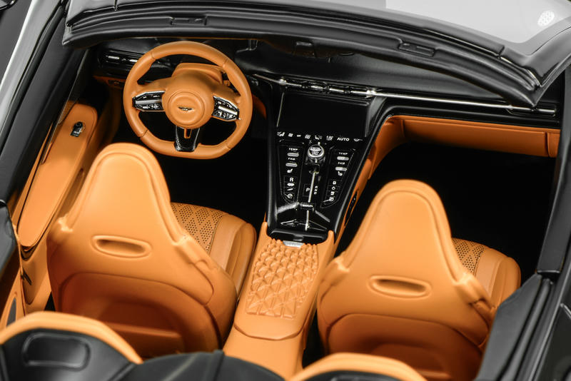 MotorHelix Aston Martin DB12 Coupe 1:18 Resin Model Car