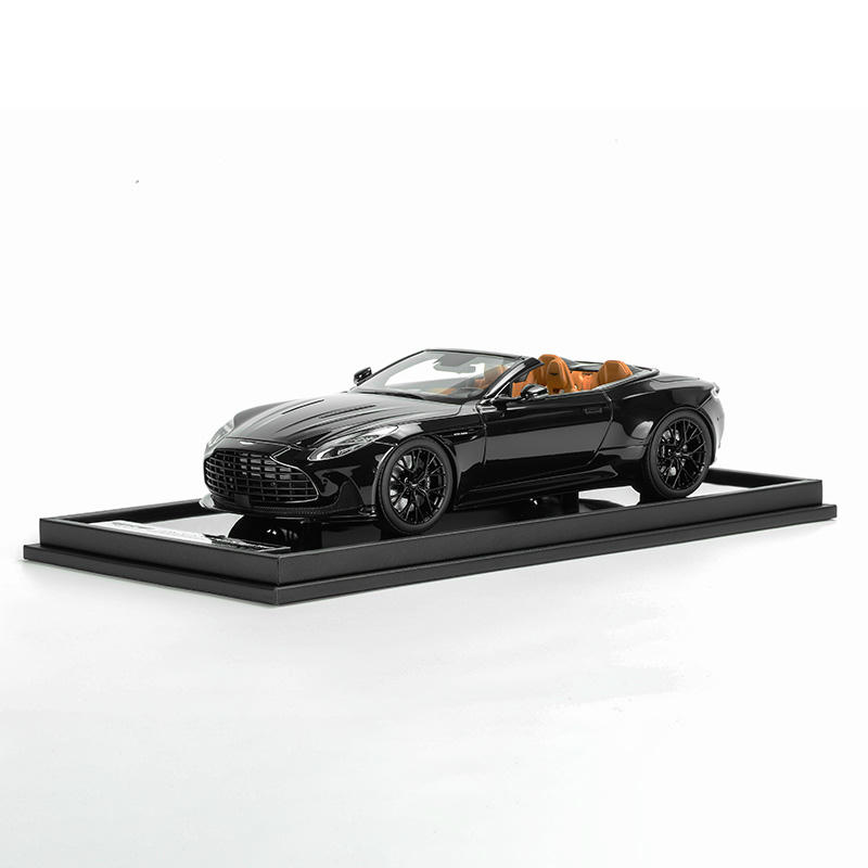MotorHelix Aston Martin DB12 Coupe 1:18 Resin Model Car