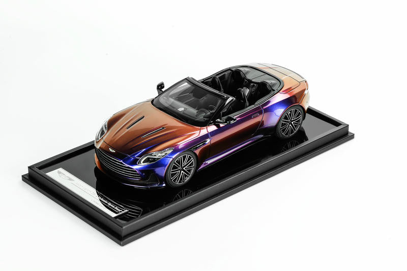 MotorHelix Aston Martin DB12 Coupe 1:18 Resin Model Car