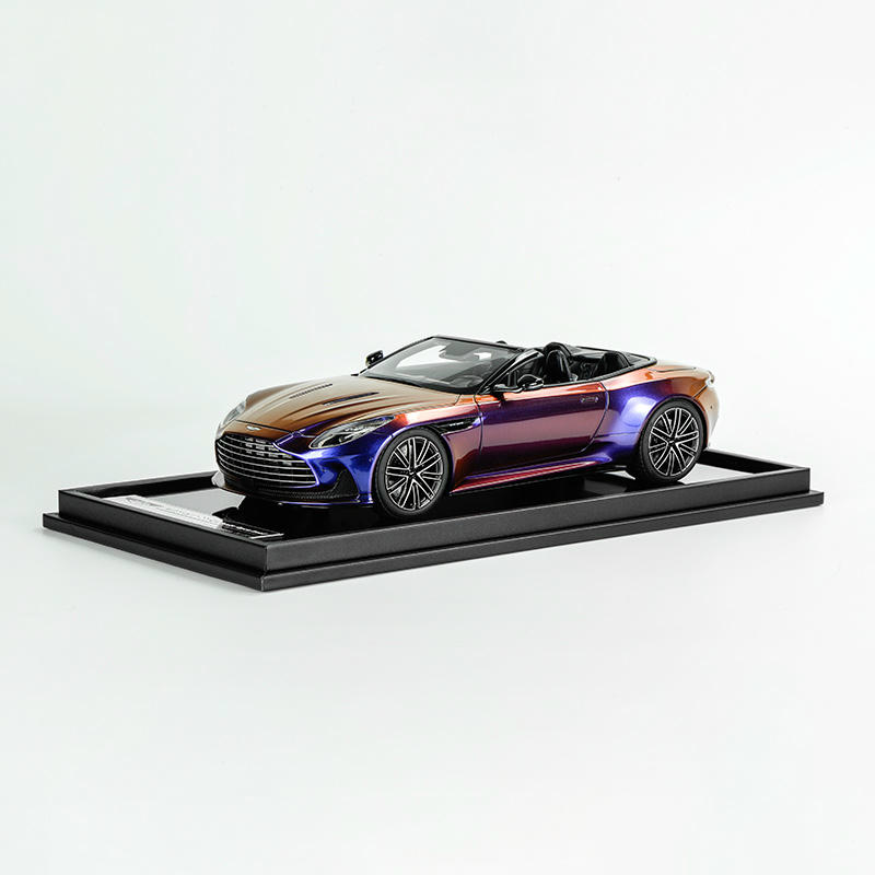MotorHelix Aston Martin DB12 Coupe 1:18 Resin Model Car