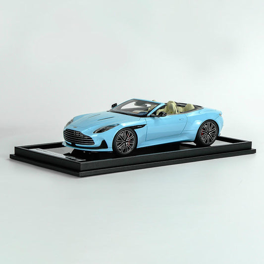 MotorHelix Aston Martin DB12 Coupe 1:18 Resin Model Car
