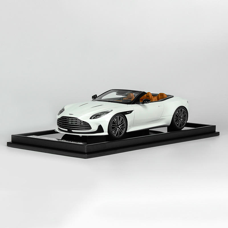 MotorHelix Aston Martin DB12 Coupe 1:18 Resin Model Car