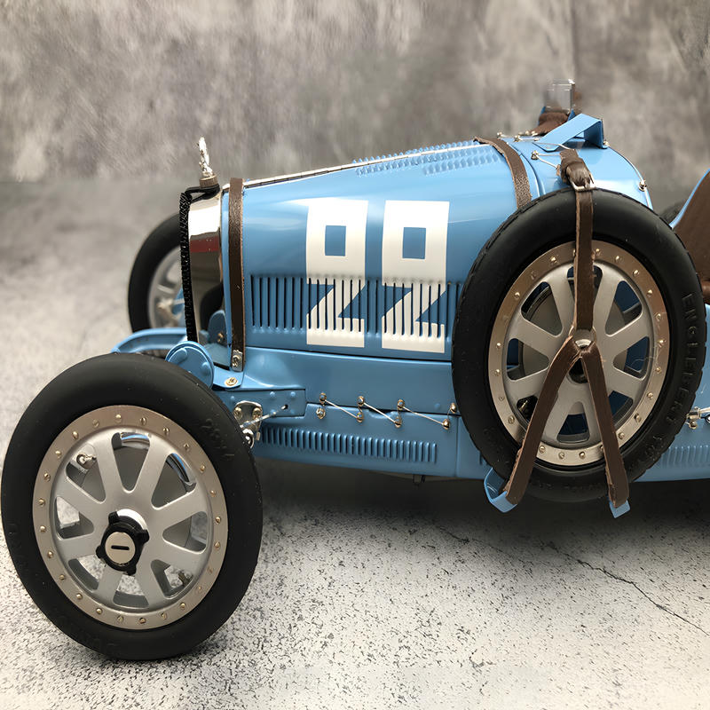 CMC 1:18 Bugatti Type 35 Blue Diecast Model #22