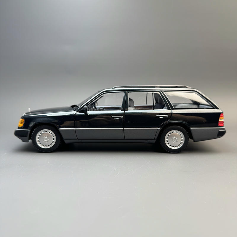 NOREV 1:18 Mercedes-Benz S124 300D T-Model Diecast Opening Model