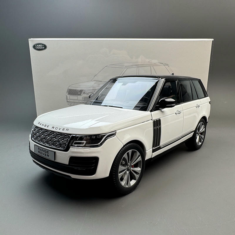 LCD 1:18 Land Rover Range Rover (2020) Diecast Model — White