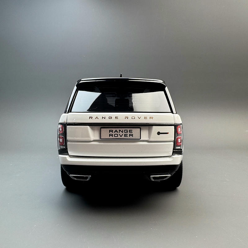 LCD 1:18 Land Rover Range Rover (2020) Diecast Model — White