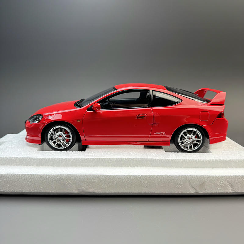 LCD 1:18 Honda Integra DC5 Type R Diecast Model – JDM Performance