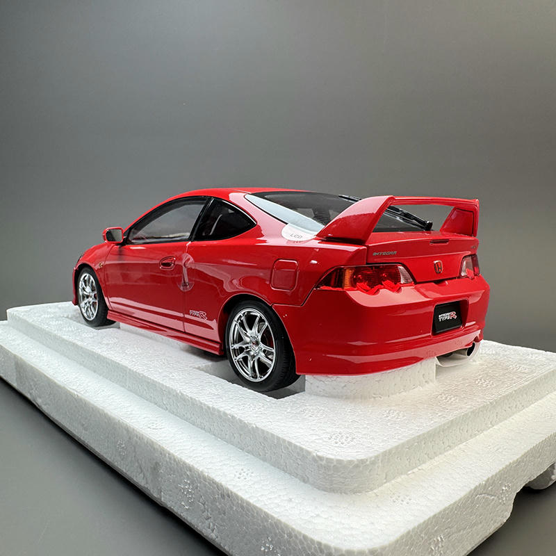 LCD 1:18 Honda Integra DC5 Type R Diecast Model – JDM Performance
