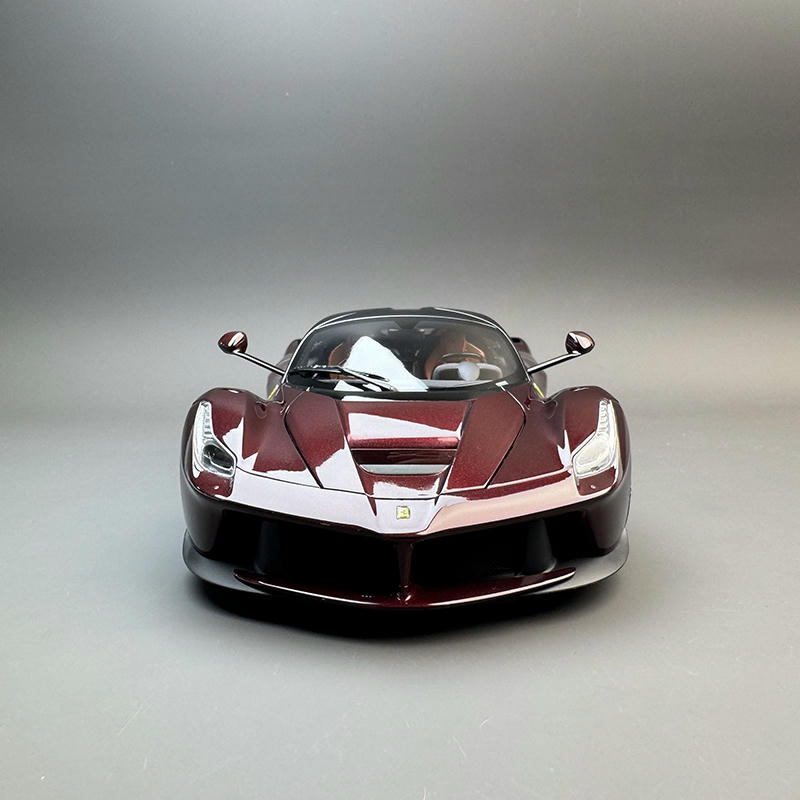 BBR 1:18 Ferrari LaFerrari Diecast Model – Rosso Rubino