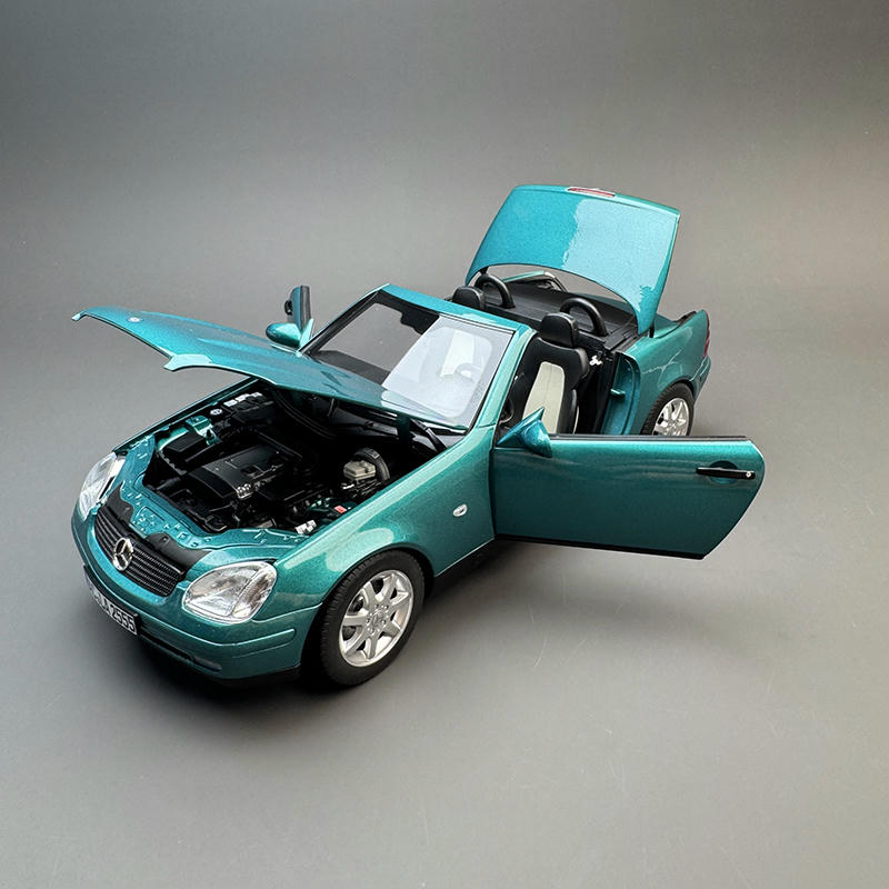 Norev 1:18 Mercedes-Benz SLK 1996 Diecast Model – Green