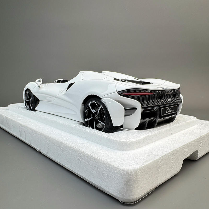 LCD Models 1:18 McLaren Elva Diecast Model – Ultimate Open-Top