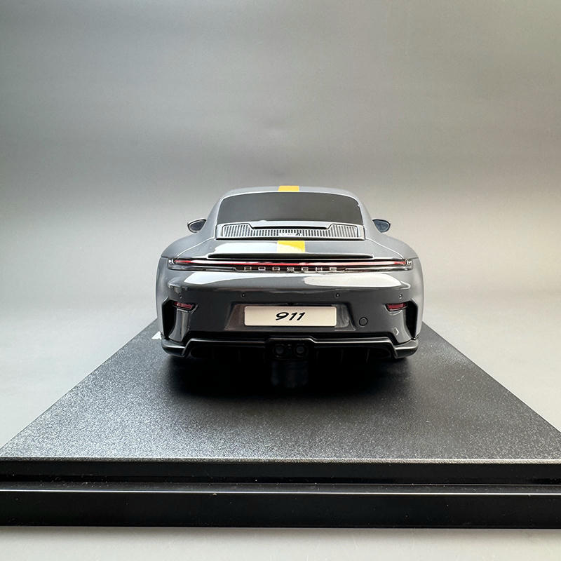 GT Spirit 1:18 Porsche 911 [992.2] GT3 Touring