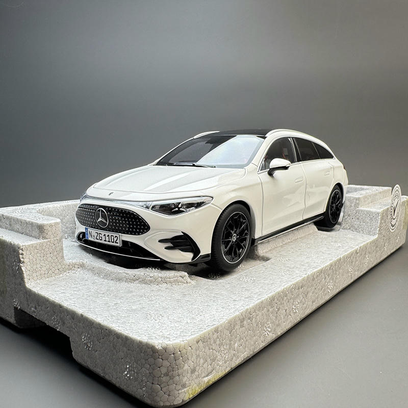 NZG 1:18 Mercedes-Benz CLA Shooting Brake Diecast Model