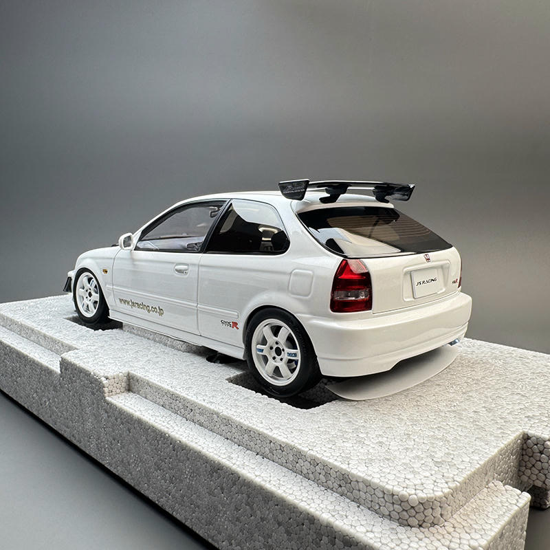 MotorHelix 1:18 Honda Civic Type R (EK9) J's Racing Diecast Model