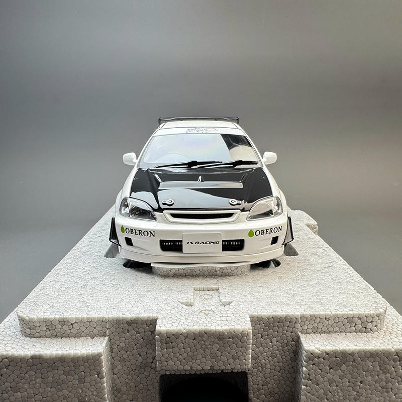 MotorHelix 1:18 Honda Civic Type R (EK9) J's Racing Diecast Model