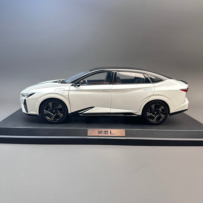 1:18 Dongfeng Honda Lingxi L Diecast Model Car