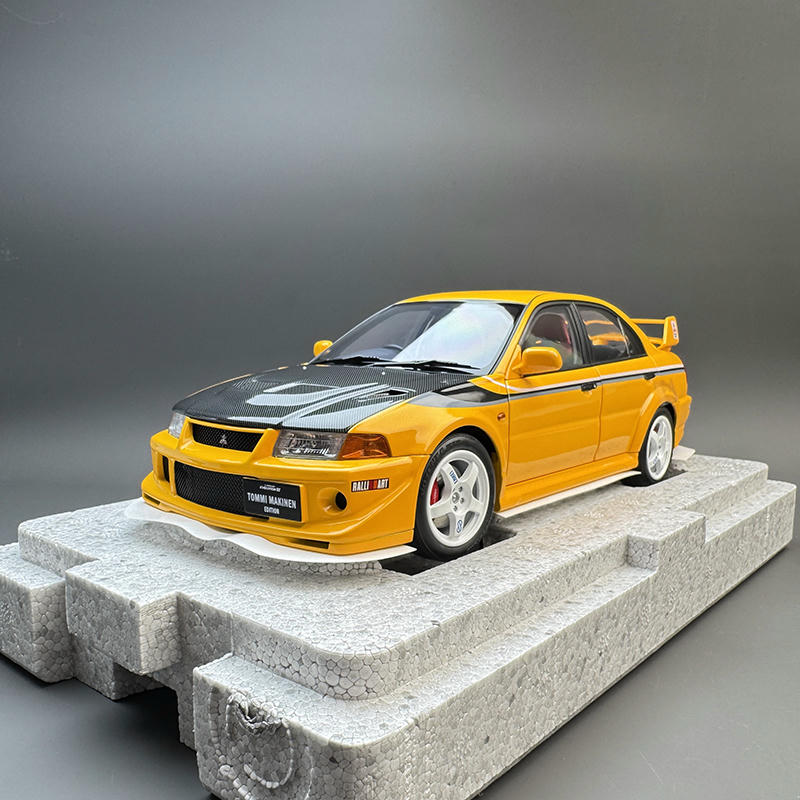MotorHelix 1:18 Mitsubishi Lancer Evolution VI GSR T.M.E. (6.5) Diecast Model