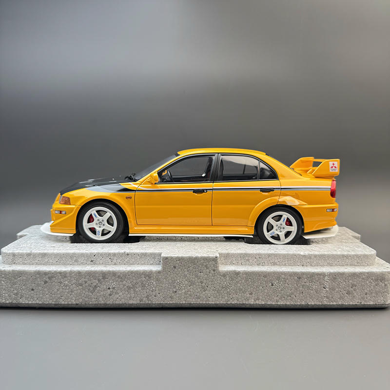 MotorHelix 1:18 Mitsubishi Lancer Evolution VI GSR T.M.E. (6.5) Diecast Model