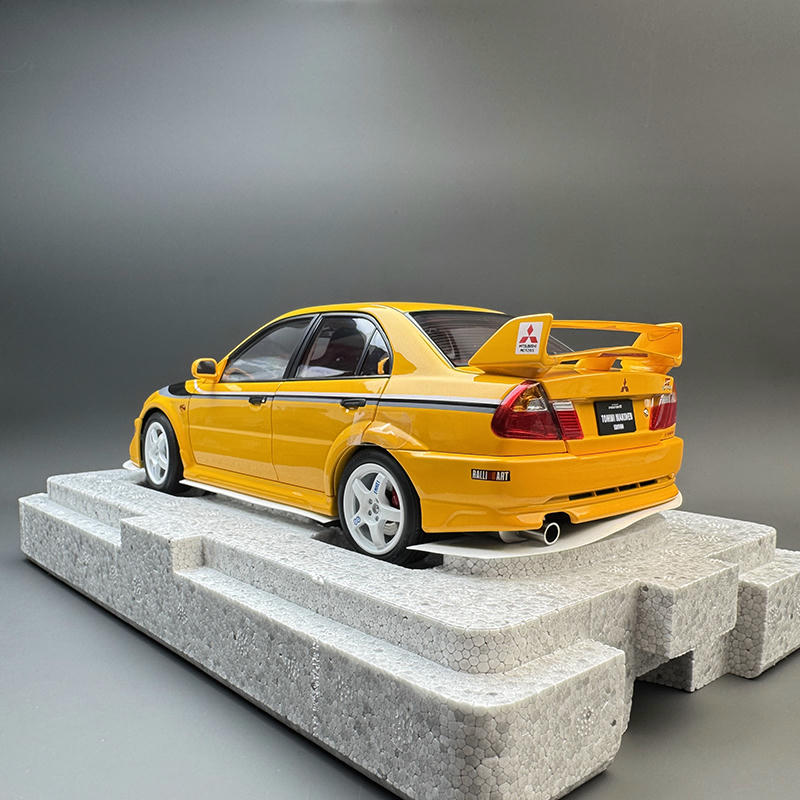 MotorHelix 1:18 Mitsubishi Lancer Evolution VI GSR T.M.E. (6.5