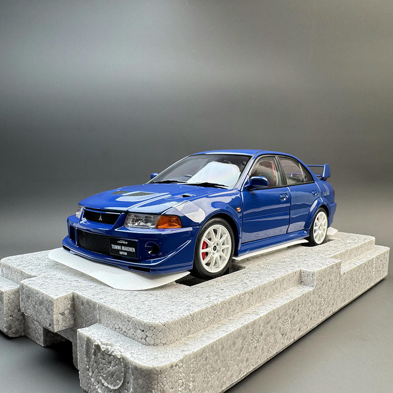 MotorHelix 1:18 Mitsubishi Lancer Evolution VI GSR T.M.E. (6.5) Diecast Model