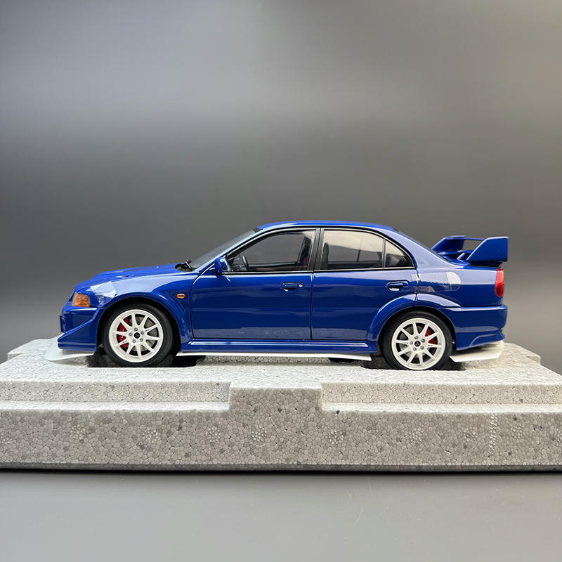 MotorHelix 1:18 Mitsubishi Lancer Evolution VI GSR T.M.E. (6.5) Diecast Model