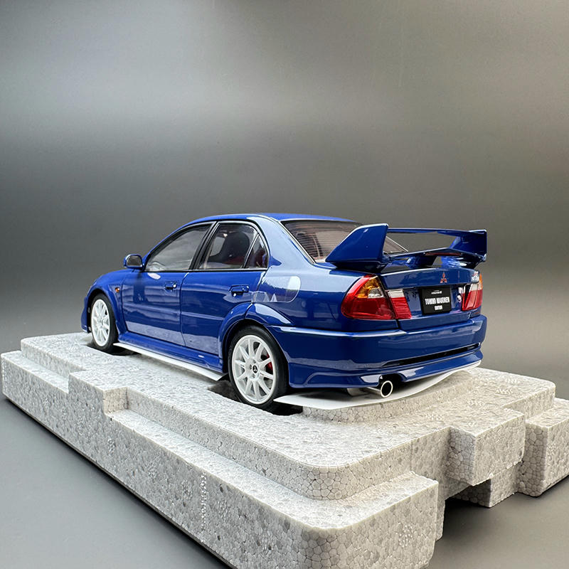 MotorHelix 1:18 Mitsubishi Lancer Evolution VI GSR T.M.E. (6.5