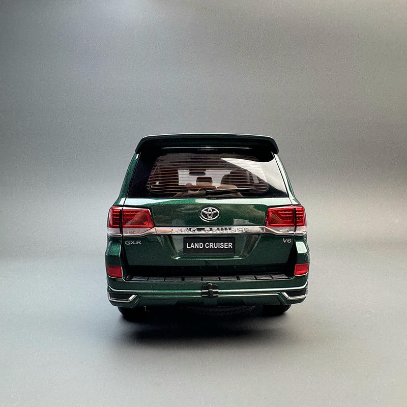 KengFai 1/18 トヨタ ランドクルーザー200 後期 カスタム品 KengFai 1:18 Toyota Land Cruiser 200 Diecast Model – YX car model