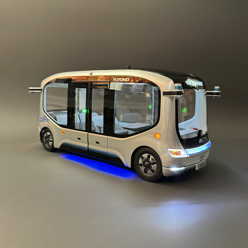 1:18 Yutong Xiaoyu Autonomous Driving Bus 2.0 (L4) Model