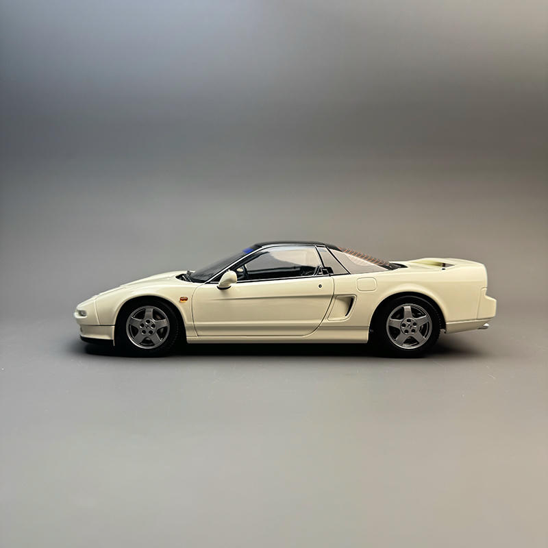 LCD 1:18 Honda NSX NA1 Diecast Model