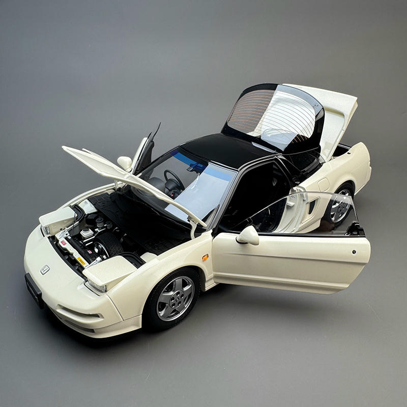 LCD 1:18 Honda NSX NA1 Diecast Model