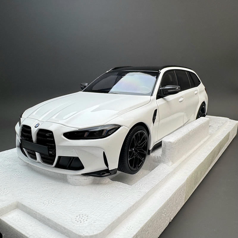 Minichamps BMW M3 Touring 2024 1:18 Diecast Model Car