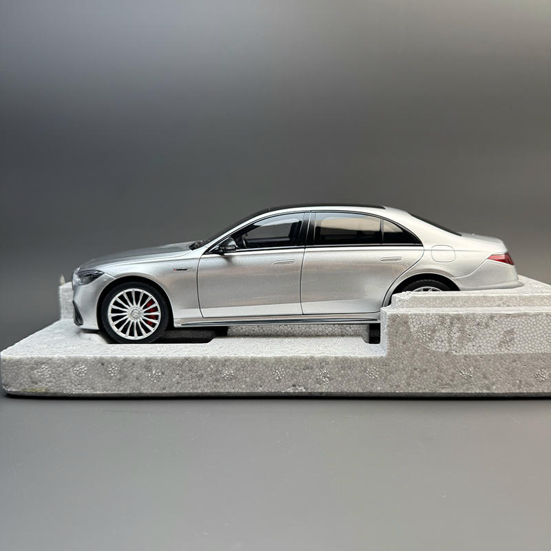 NZG 1:18 Mercedes-Benz AMG S 63 Diecast Model
