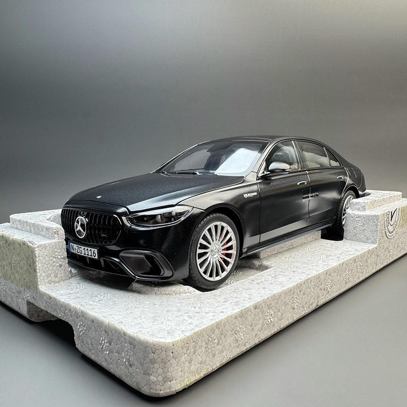 NZG 1:18 Mercedes-Benz AMG S 63 Diecast Model