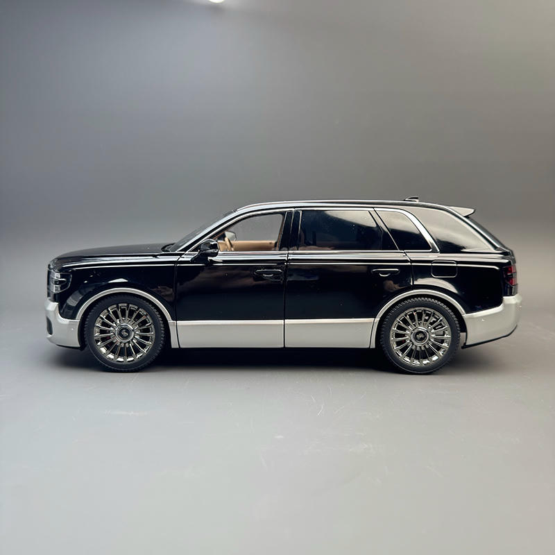 Almost Real 1:18 Toyota Century SUV Alloy Diecast Model