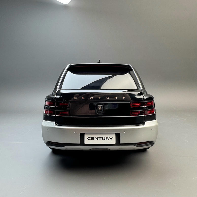 Almost Real 1:18 Toyota Century SUV Alloy Diecast Model