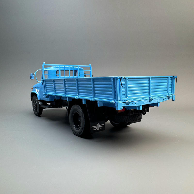 Century Dragon 1:24 Jiefang CA142 Diecast Truck Model
