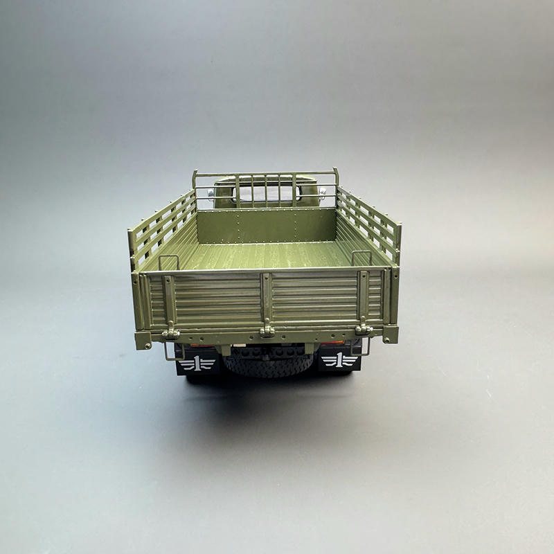 Century Dragon 1:24 Jiefang CA141 Diecast Truck Model