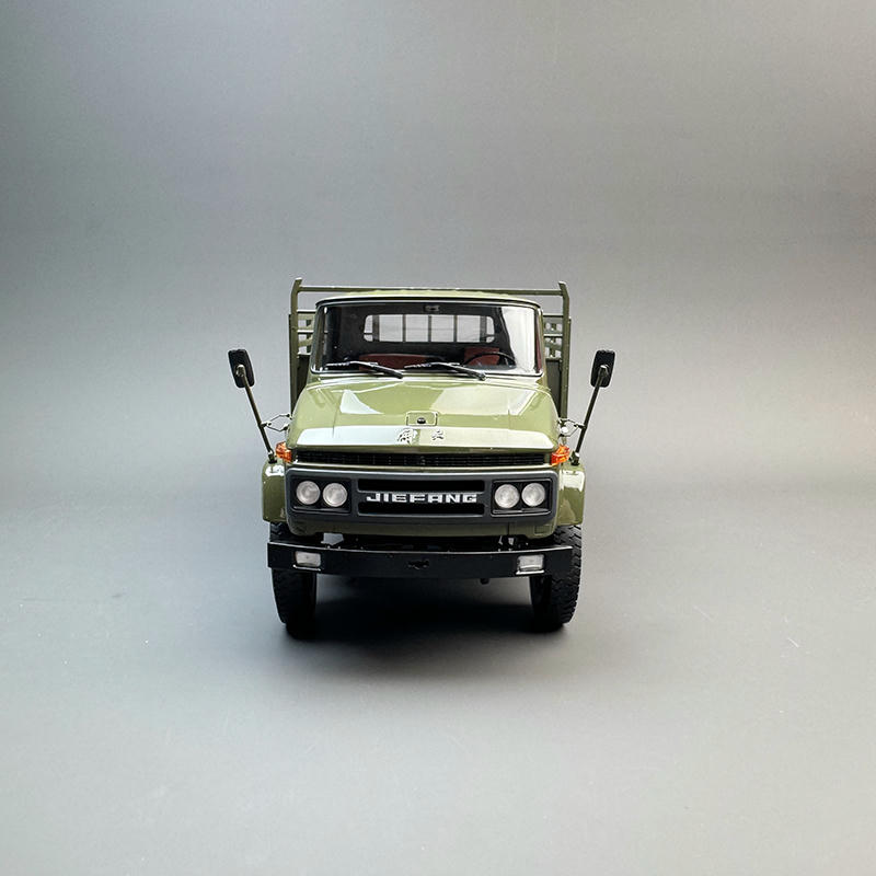 Century Dragon 1:24 Jiefang CA141 Diecast Truck Model